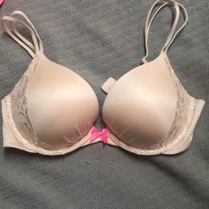Victoria’s Secret bra